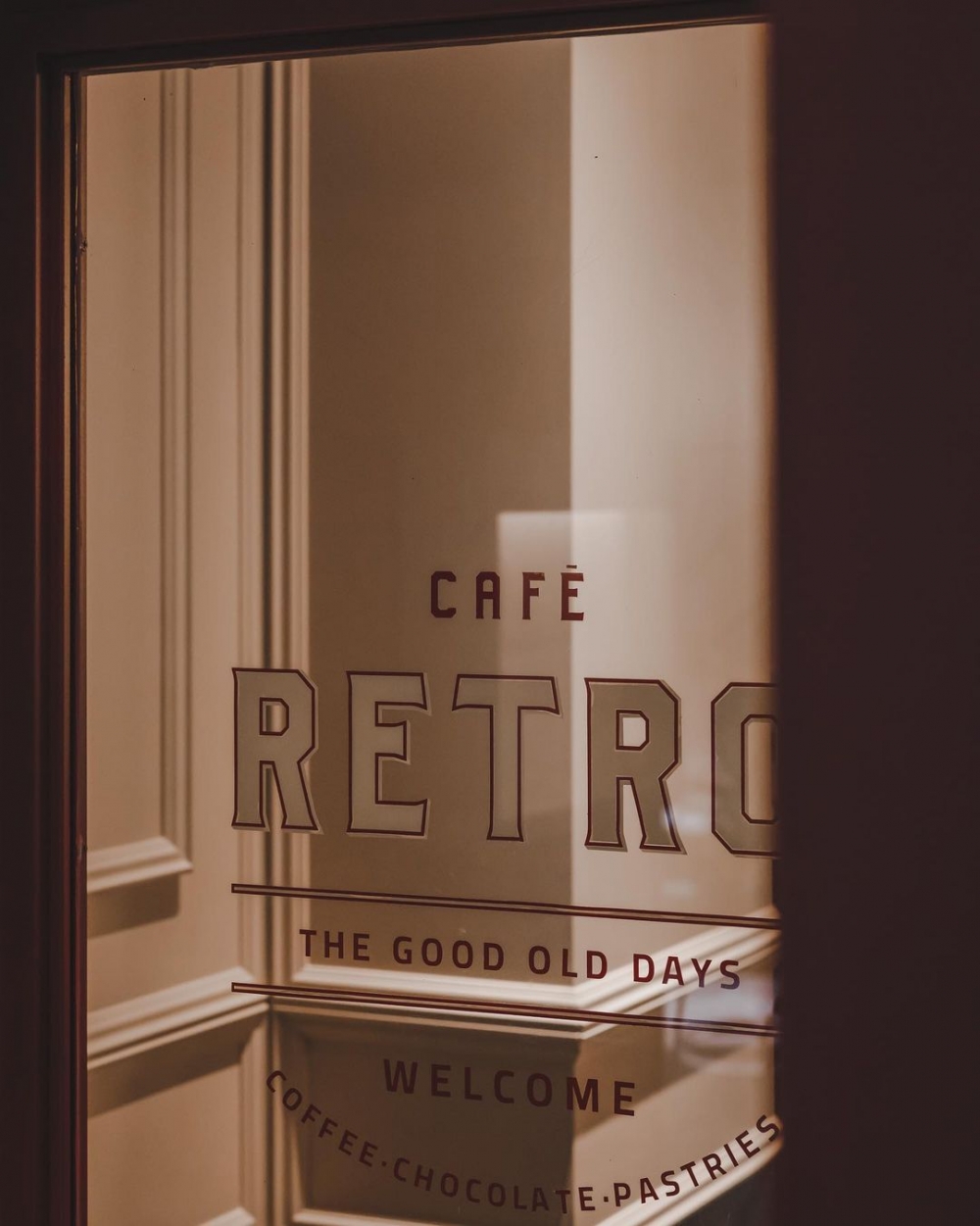 店家早上8點就營業了,附近的上班族特別有口福。