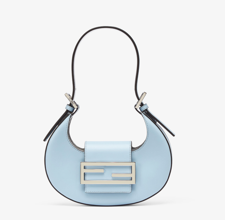 FENDI Cookie結合流暢的半月型曲線。