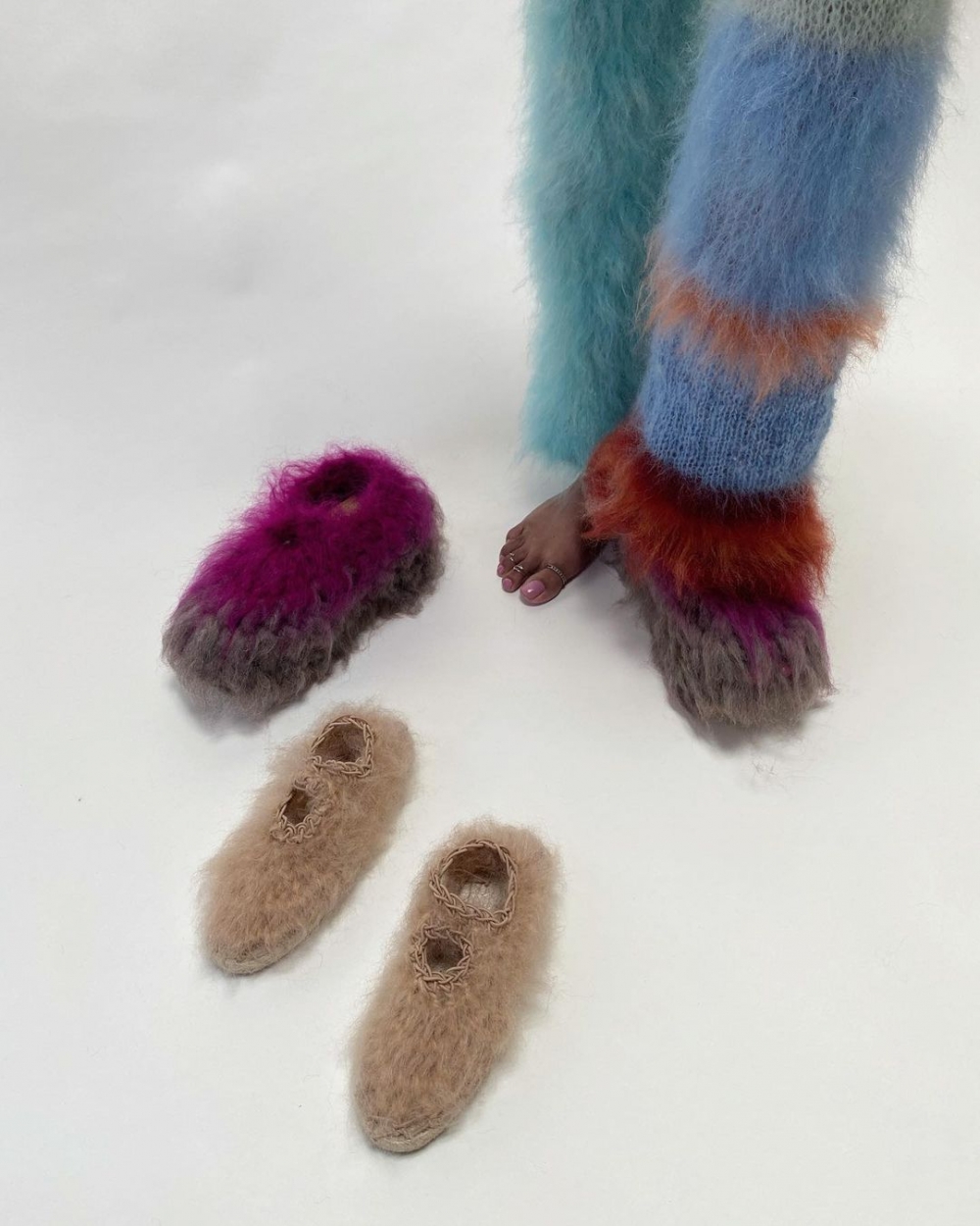 療癒的觸感,亮眼的色彩,每件作品非常柔軟...