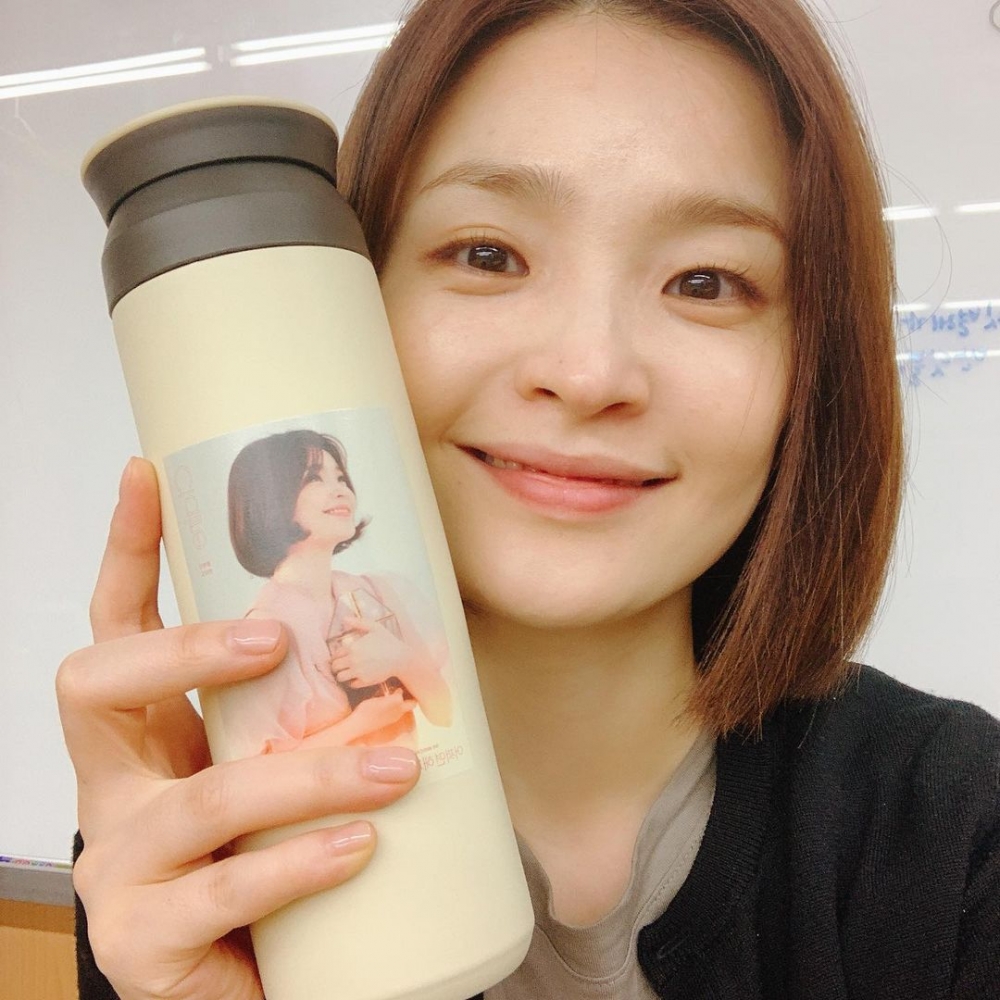 素顏的田美都,肌膚真是很美。