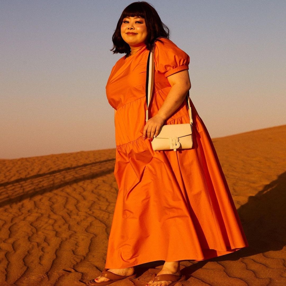 到美國發展的日本喜劇演員渡邊直美,更加有自信美。