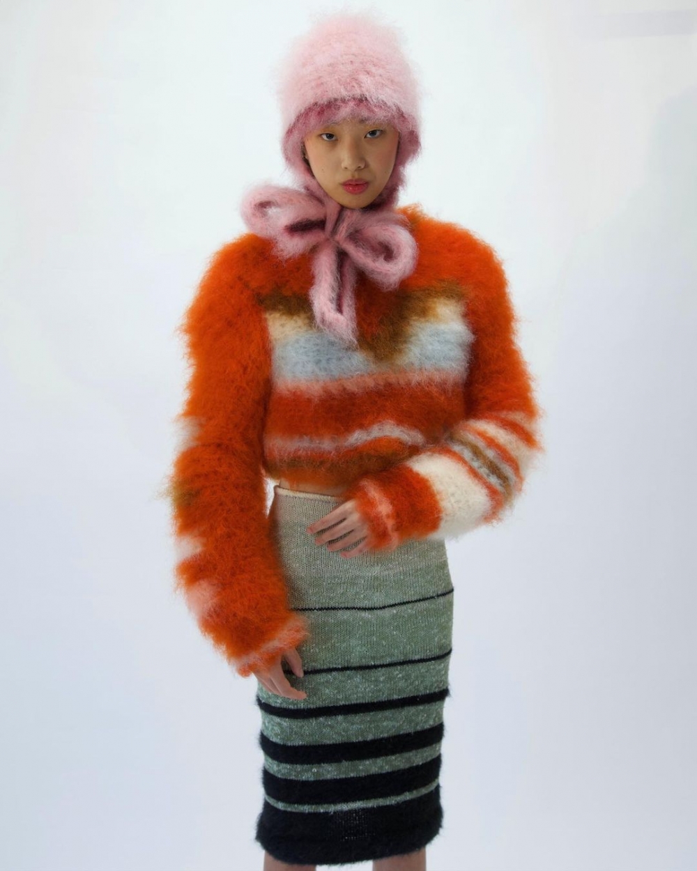 重點放在質量,每一件針織品也以獨有的形式發布。