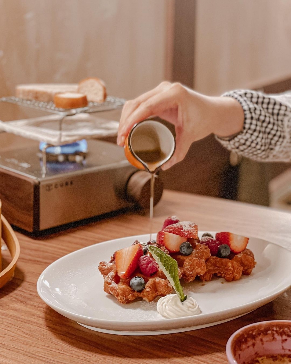 店內偶著豐富的餐點,讓人食指大動。