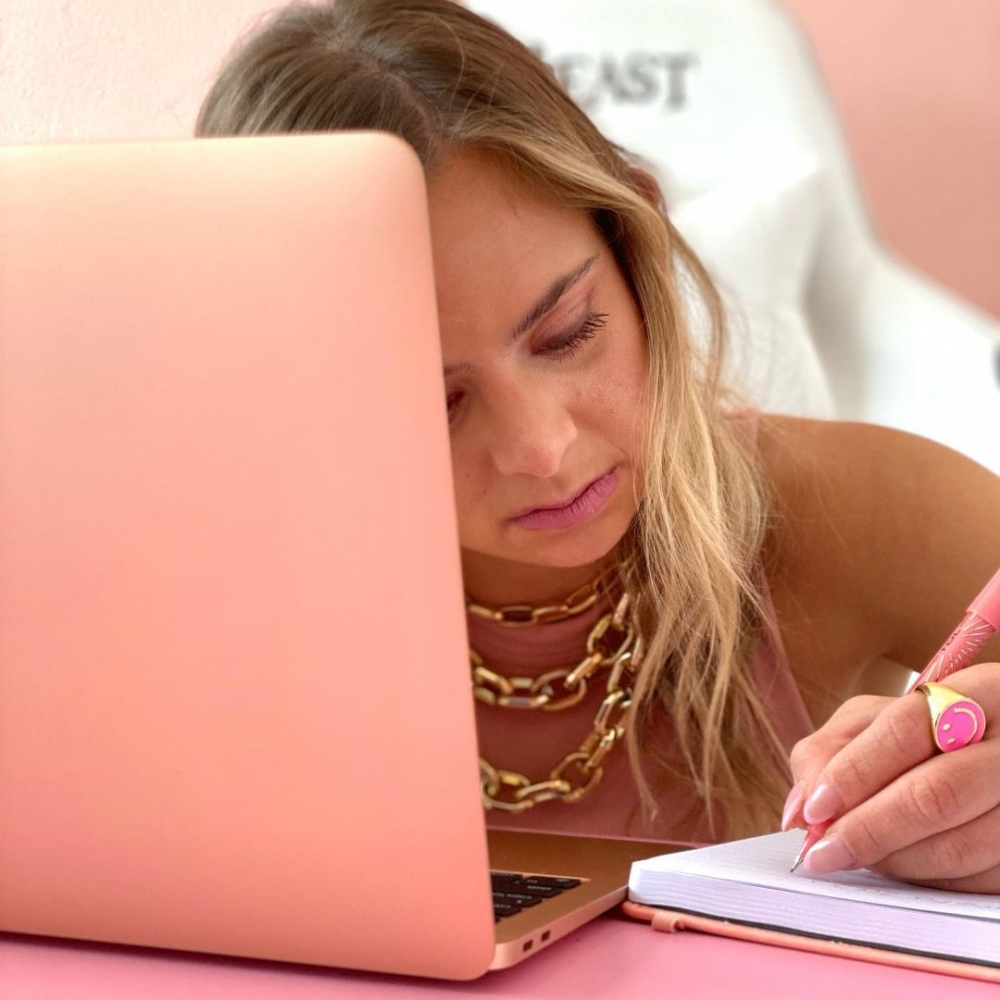 Sofía Jirau一直以來傳達著不要害怕自己的身分,為自己的目標而努力。