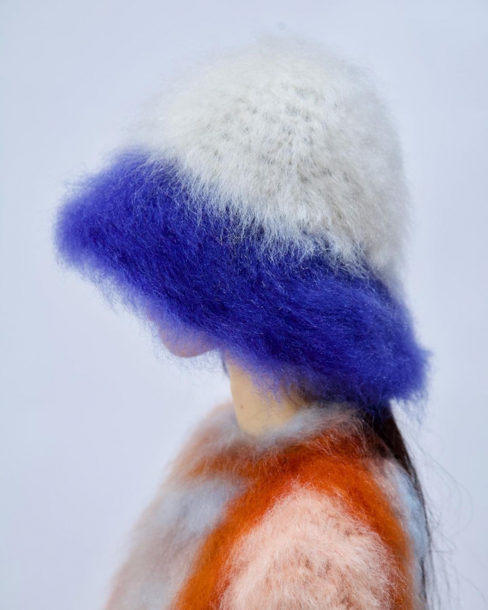 原始的輪廓、有機的形狀都是靈感之一。