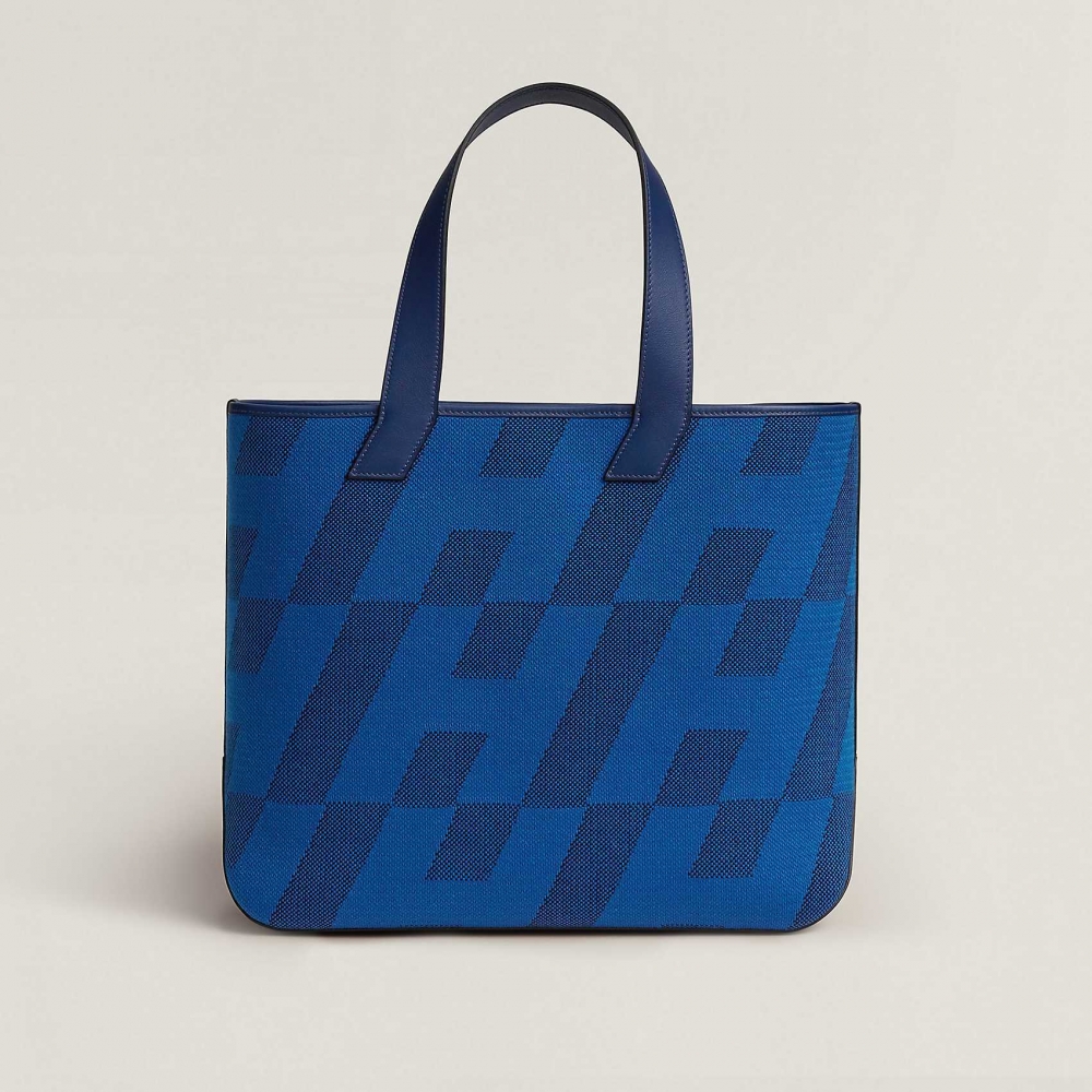 Cabas H en Biais 40 Bag高級神秘的藍色調。