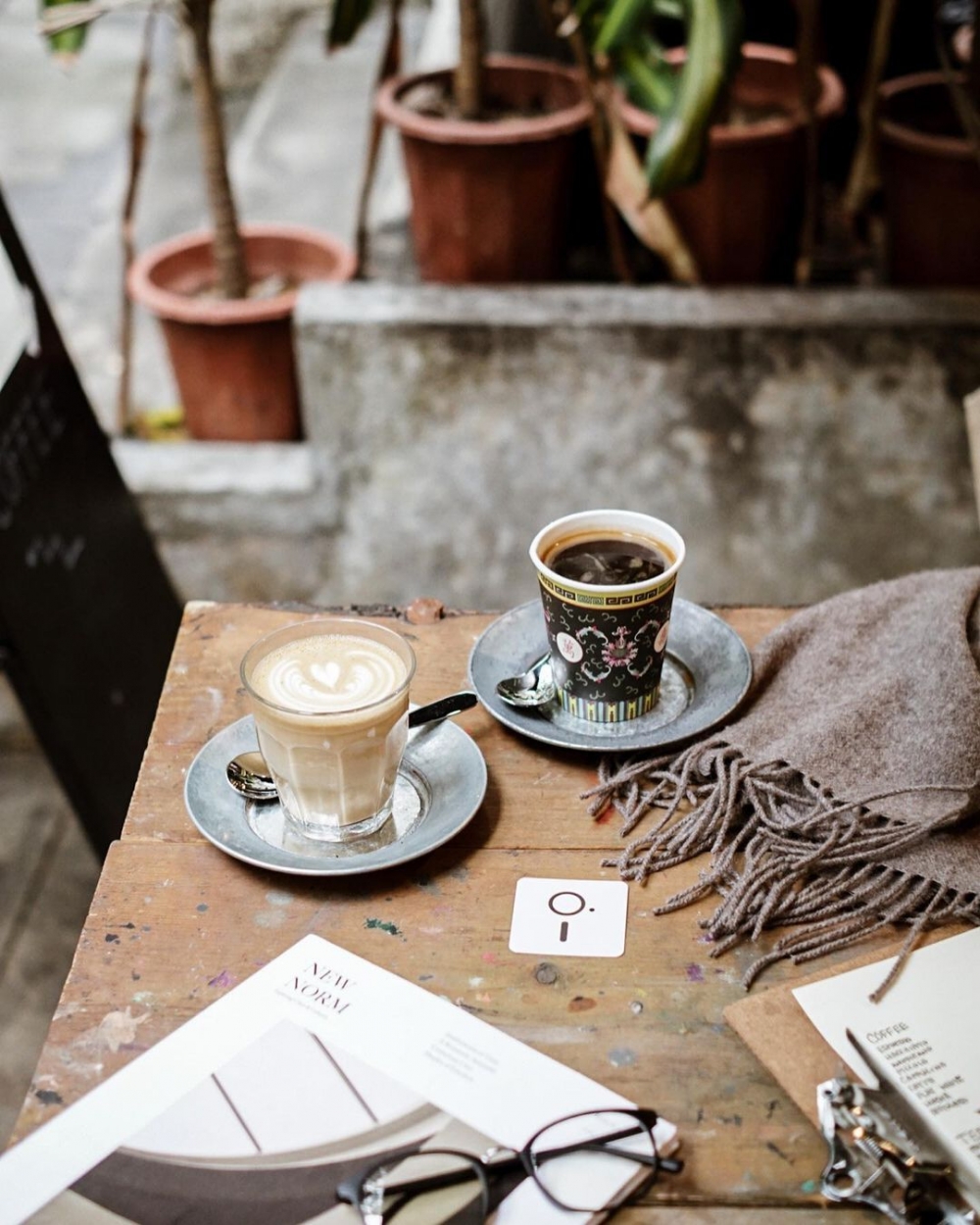 半山區開設一家充滿復古情調的咖啡廳,Halfway Coffee半路咖啡。