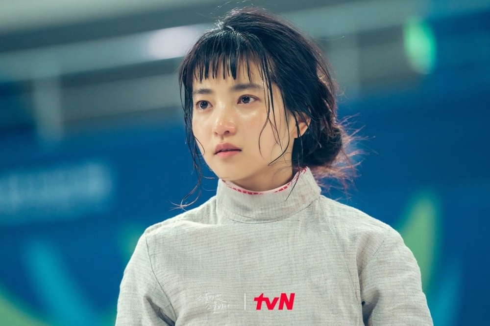 劇中飾演高中擊劍選手,演出了她為夢想努力的樣貌。