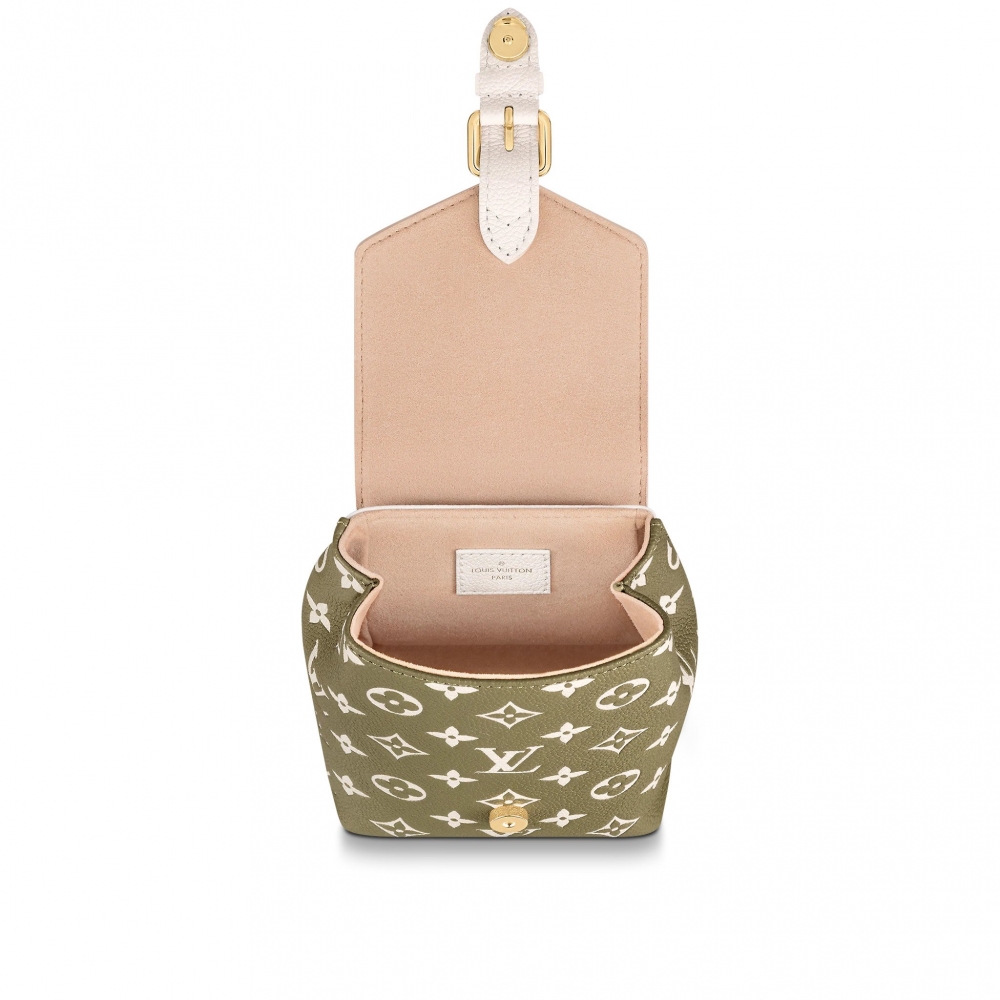 精緻小小的外型，非常適合日常攜帶。