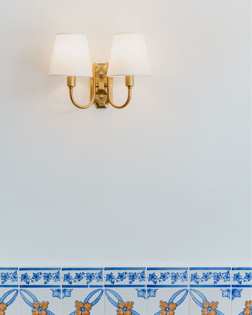 空間營造出異國情調、優雅質樸的氣息。