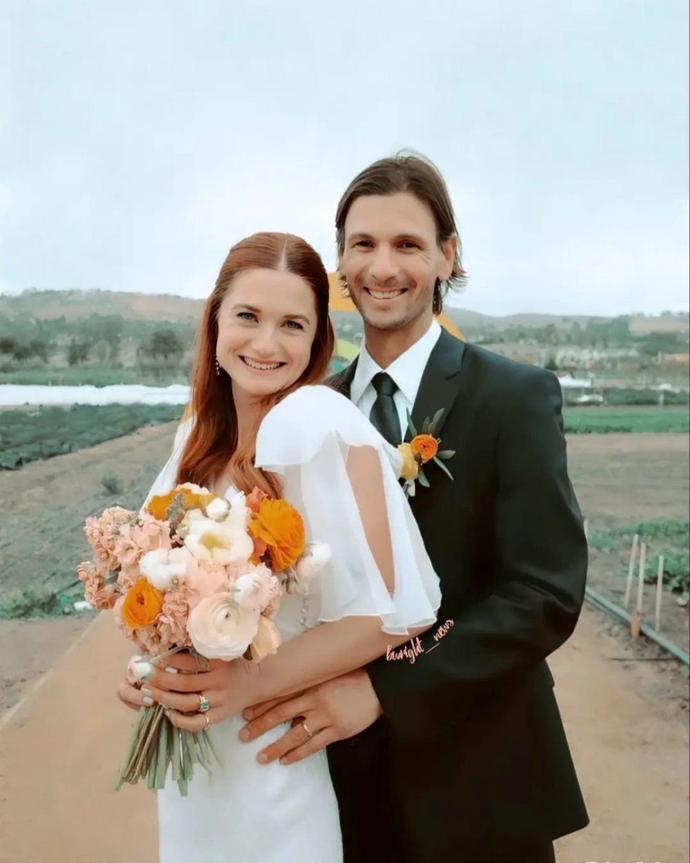 因為在在《Harry Potter》（哈利波特）中飾演「金妮」而走紅的Bonnie Wright與男友結婚了！