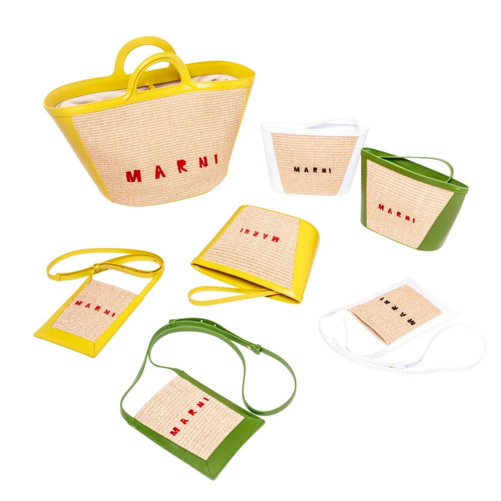 Tropicalia系列俏皮地為手袋著上新配色與細節。