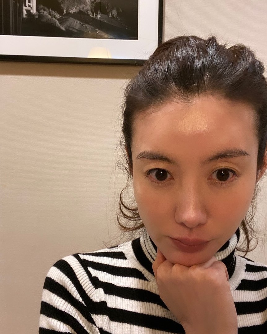 想當年，友坂理惠可以說是許多人曾經渴望變成的青春美少女吧？