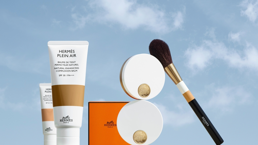 Hermès Plein Air 天然透氣底妝系列登場。