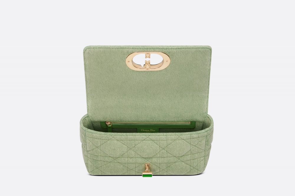 內部空間容量,放入日常所需。