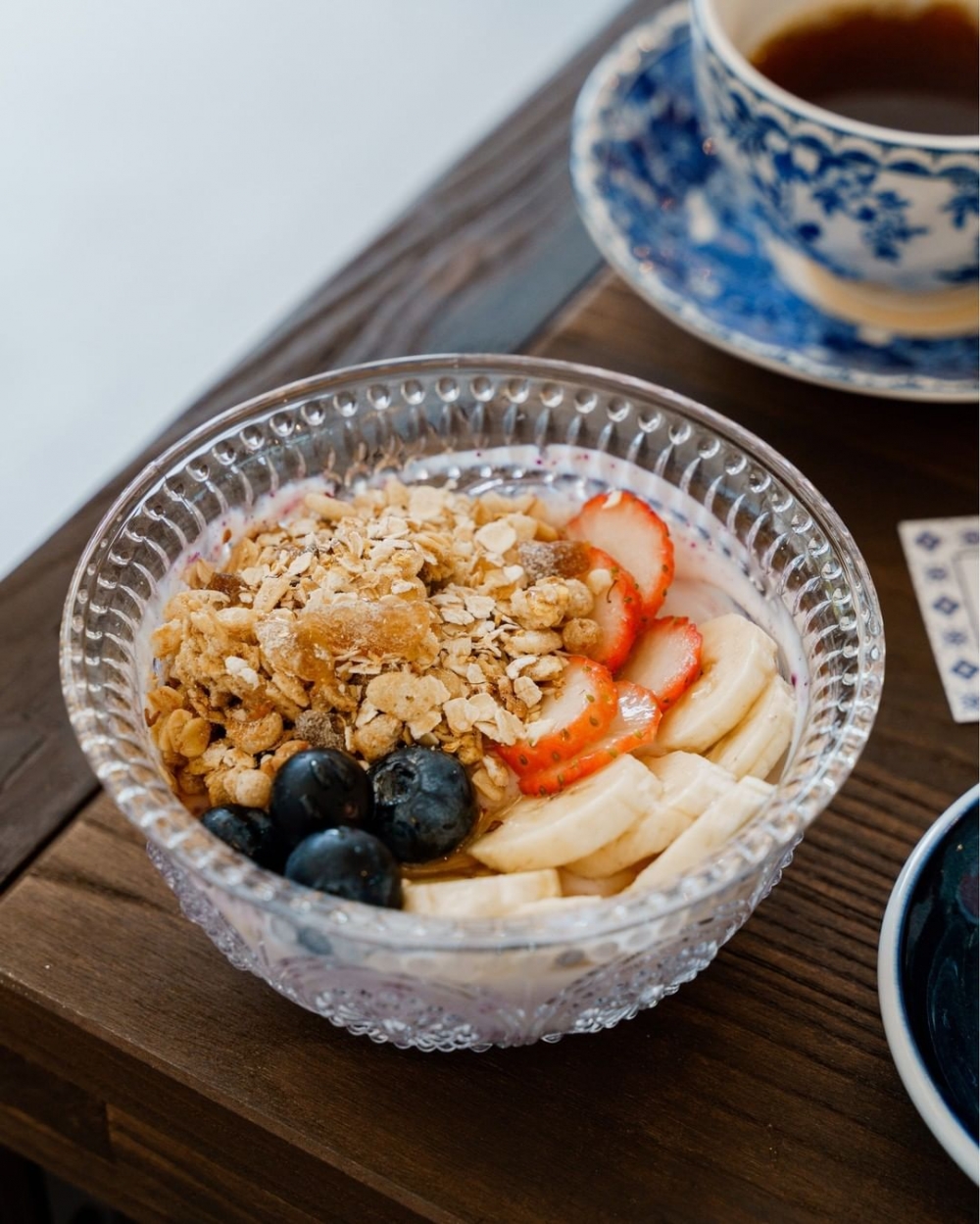 店家有提供貝果、酸種麵包、沙拉以及優格碗等。