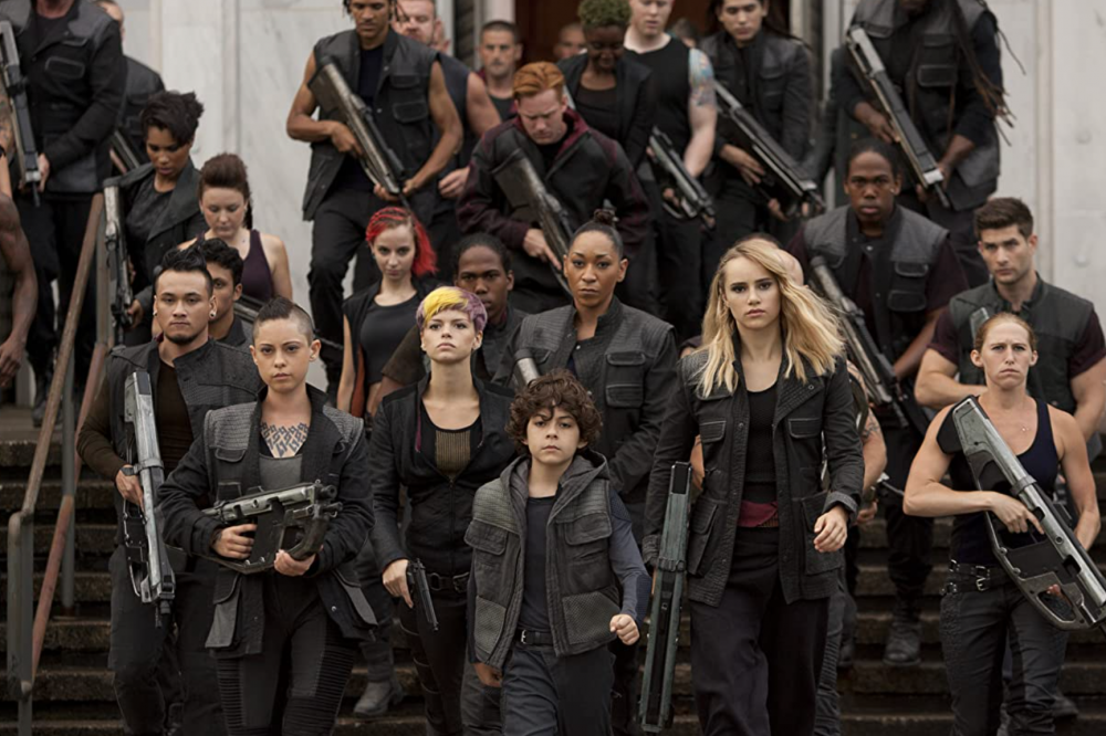 也挑戰了許多不同的角色,展現自己的演技。