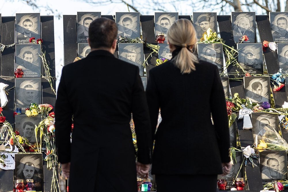 在面對家園遭受入侵,兩人皆勇敢守護家園。