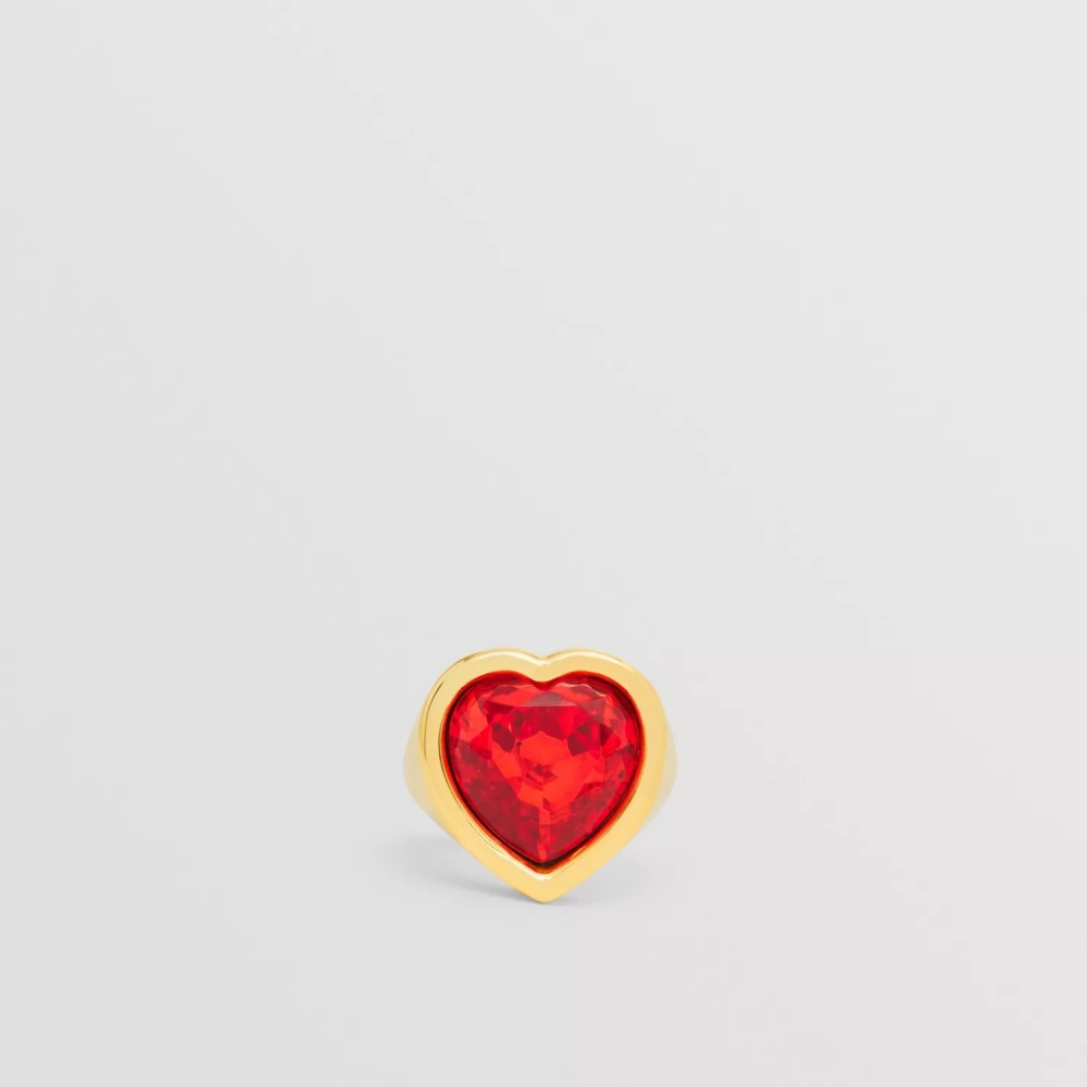 Crystal Detail Gold-plated Ring厚實的愛心外觀。
