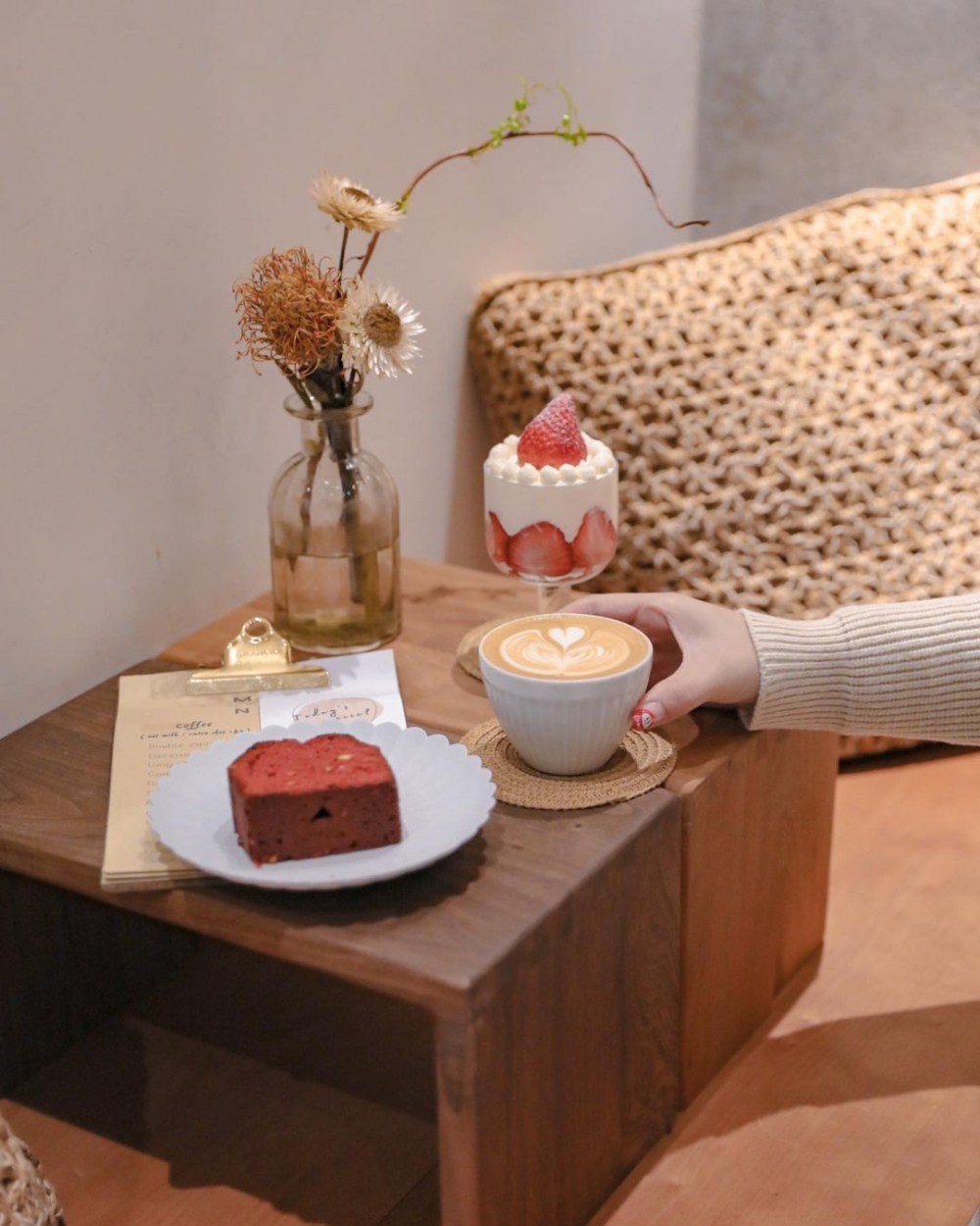 店內販售著許多美味的甜點,能療癒你心。