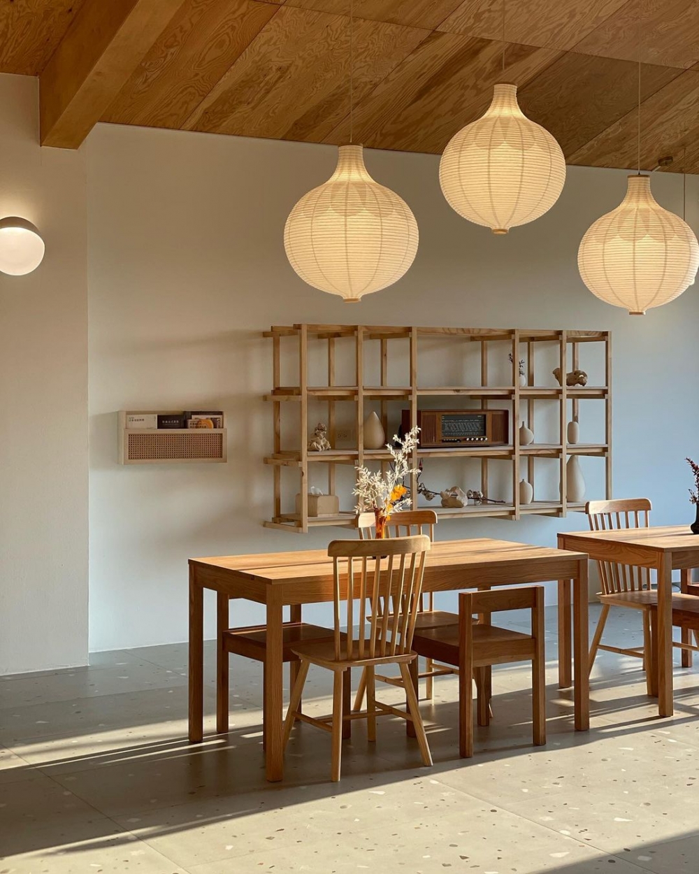 步入店內後，能感受到處處都藏有巧思的設計。