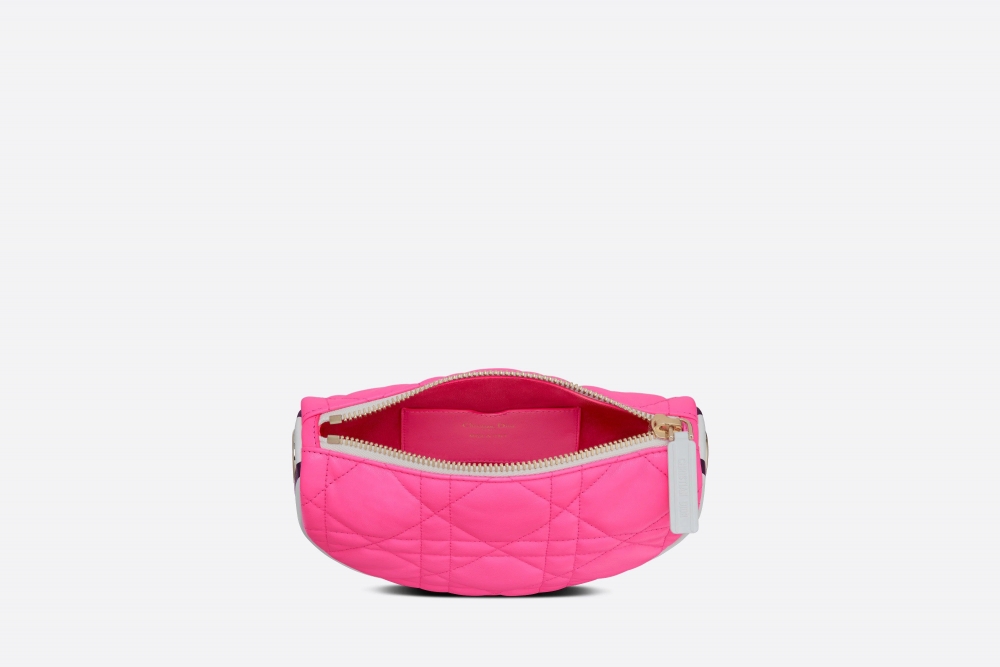 亮眼的外觀更不經意地閃耀整個春夏季節。