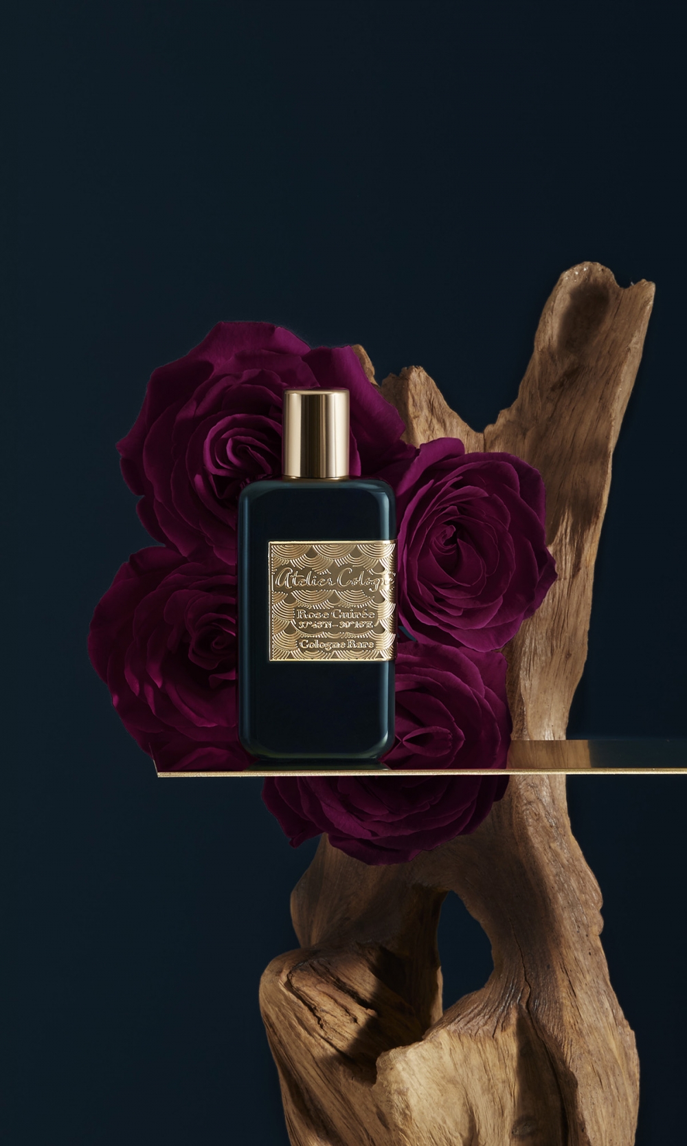 Atelier Cologne全新Rose Cuirée 夜境玫瑰香水 HK$1,070 30ML / HK$2,080 100ML