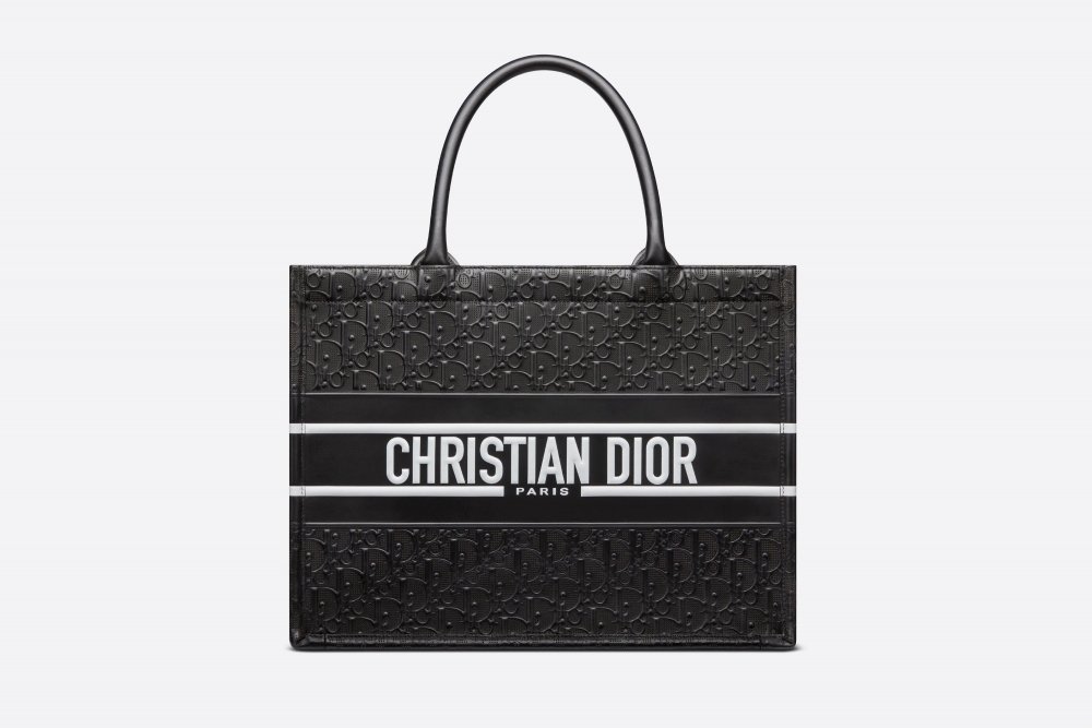 經典手袋Medium Dior Book Tote。