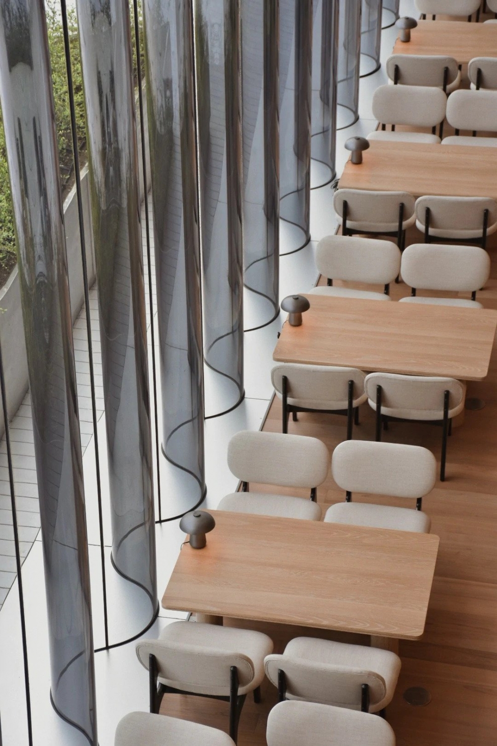 ACME|Cafe Bar & Restaurant進入矚目地標─台北藝術中心。