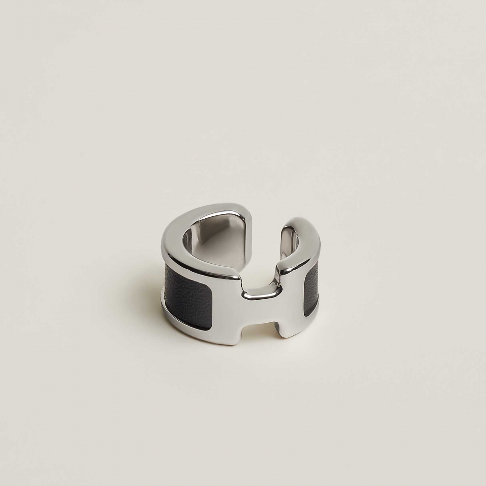 Hermès Olympe Ear Cuff銀色金屬。