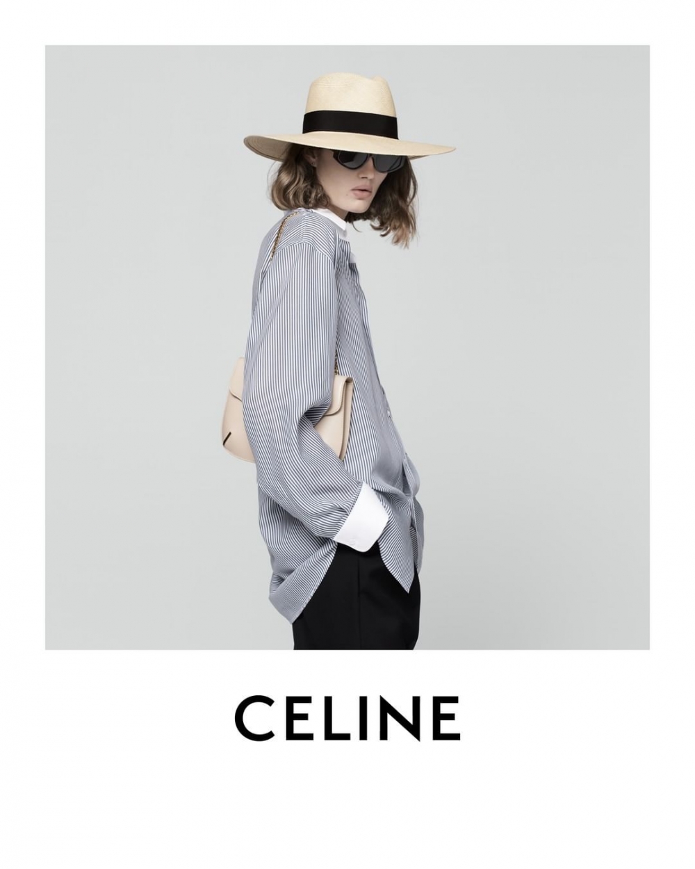 CELINE 2022春夏亮相一系列擁有溫柔卻高級特徵的手袋。