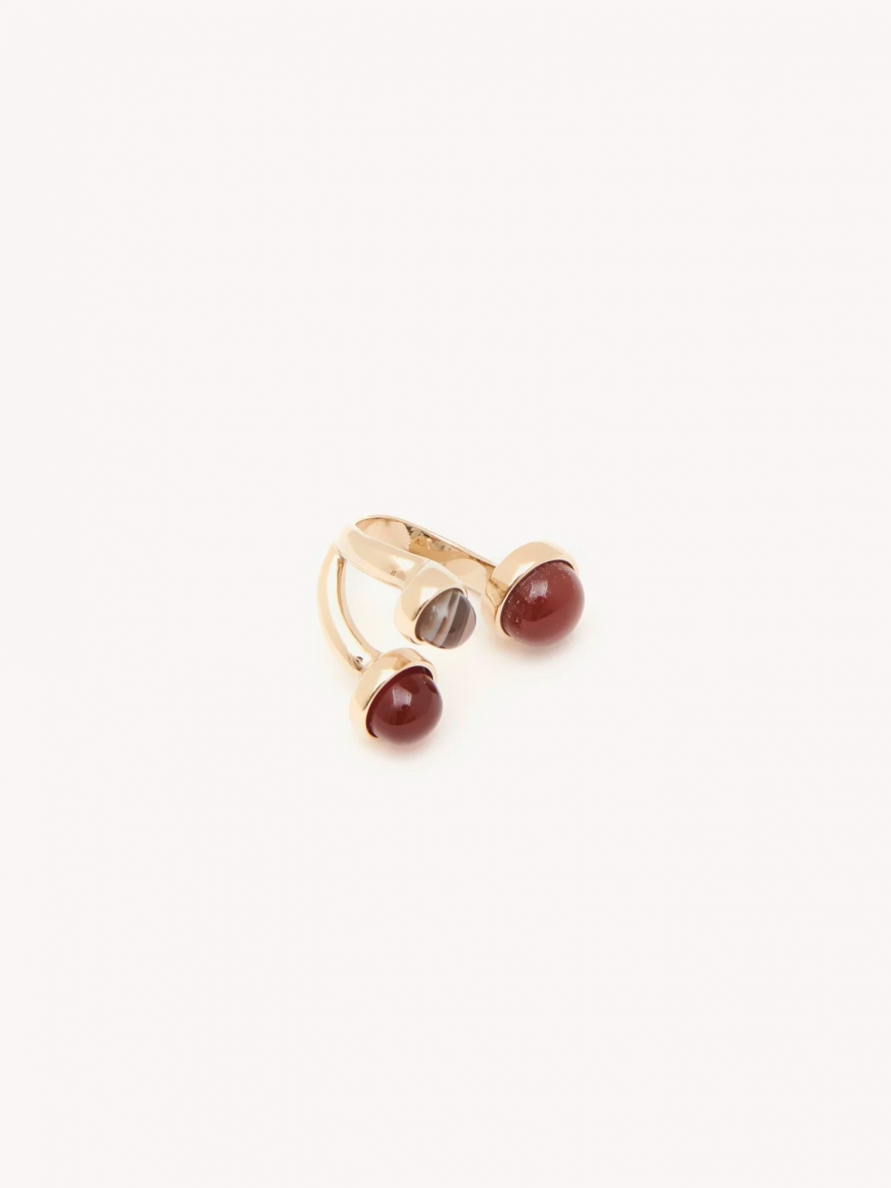 以獅子座為點綴的Chloé Zodiac Leo Ring。