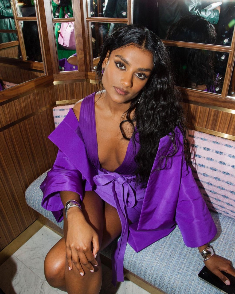 Simone Ashley擁有勇於挑戰的精神。