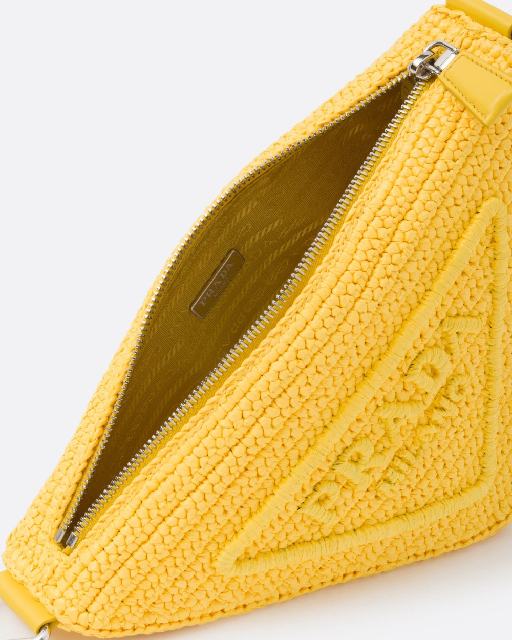 從任何一個角度看,盡散發夏日清爽的光芒。