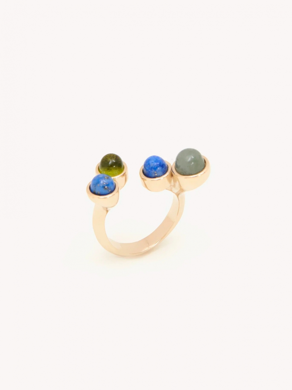 以處女座為設計靈感的Chloé Zodiac Virgo Ring。