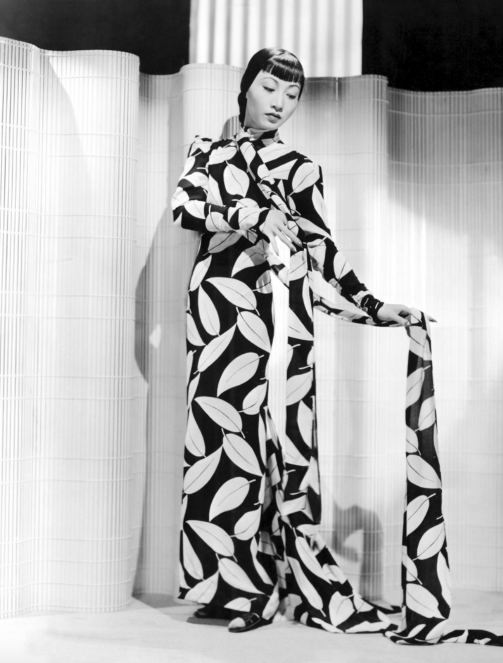 對於時尚非常有品味的她,當時穿著相當優雅。