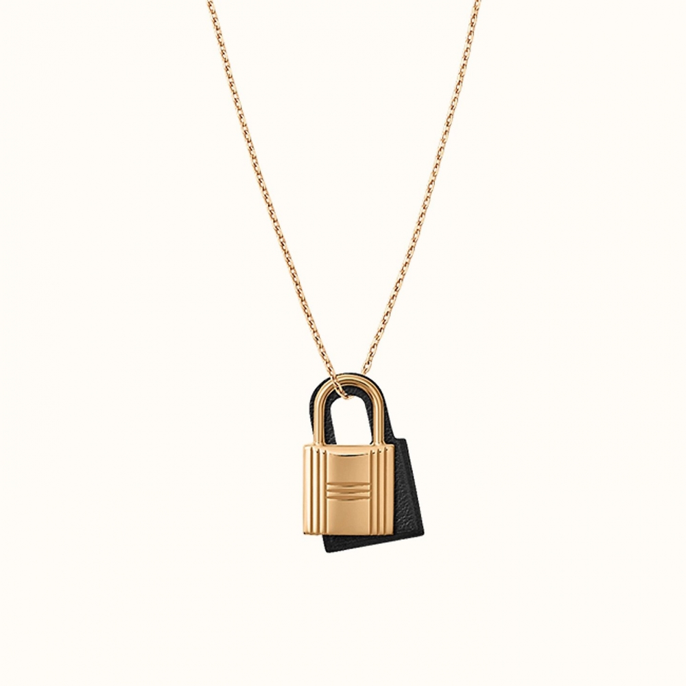 Hermès O'Kelly Pendant—Noir