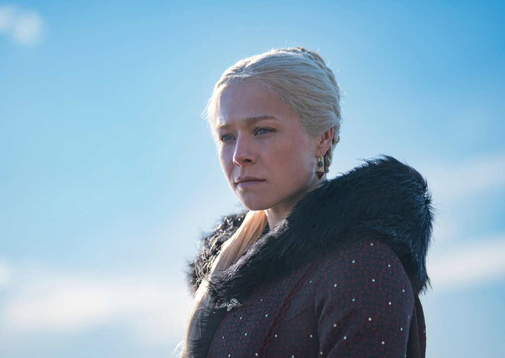 Princess Rhaenyra Targaryeny則是由Emma D'Arcy與Milly Alcock詮釋。