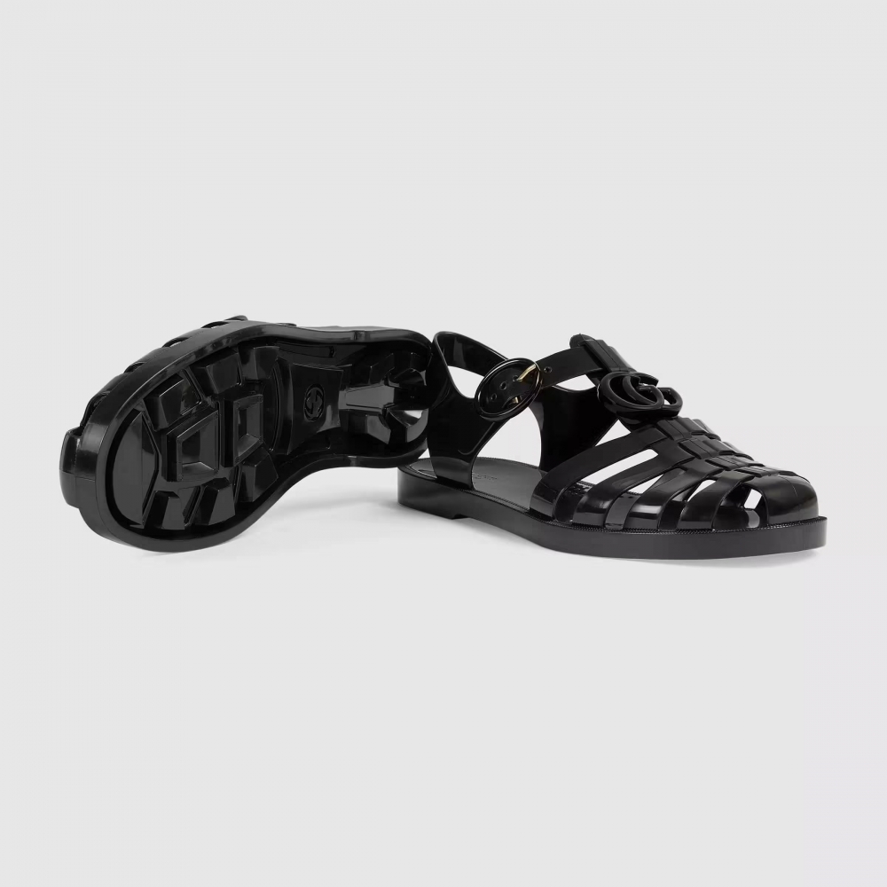 一次推出多款顏色的Gucci Women's sandal with Double G。