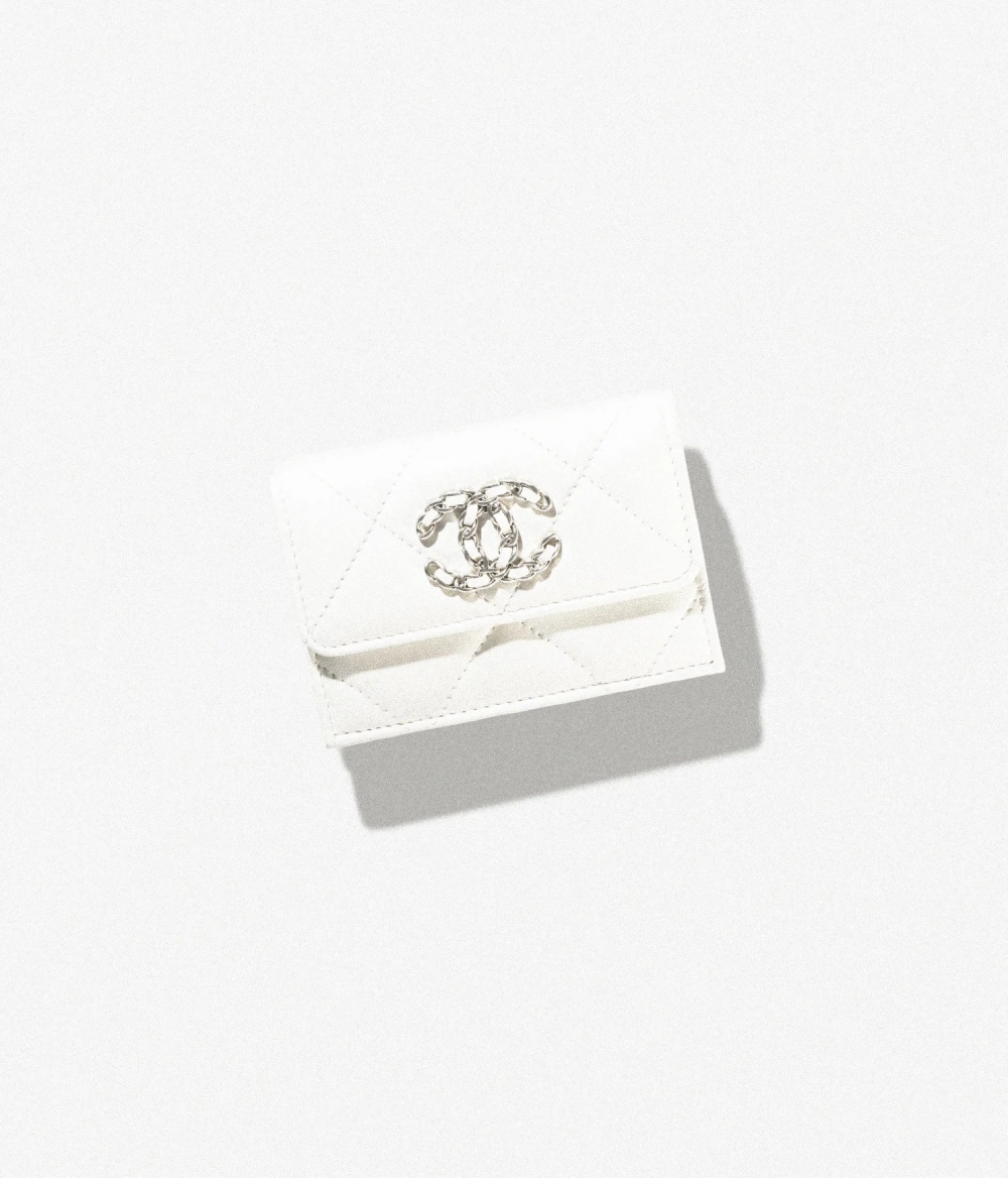 CHANEL 19 Small Flap Wallet-White