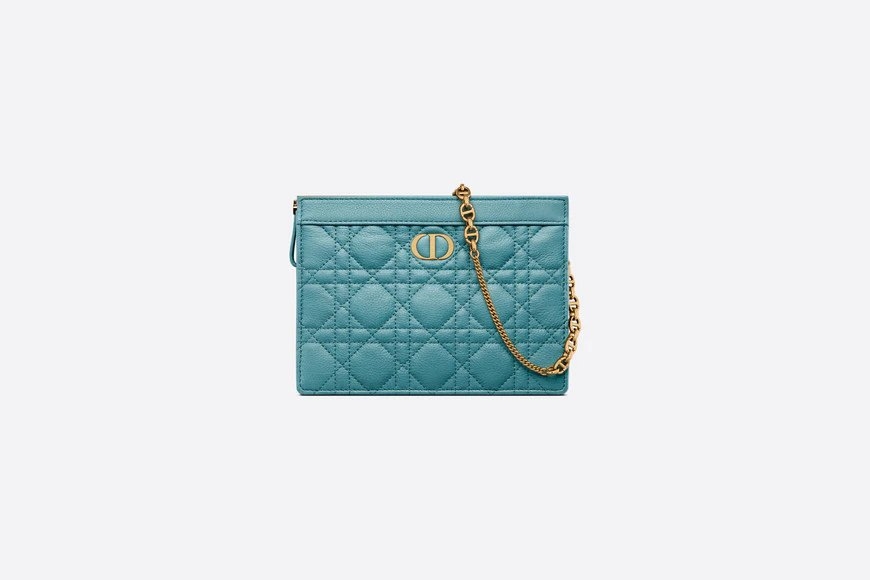 小巧的Dior Caro Zipped Pouch時髦又實用。