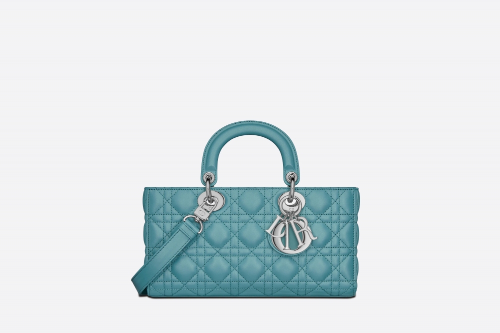 一樣也是一推出就成為焦點的Lady D-Joy Bag。