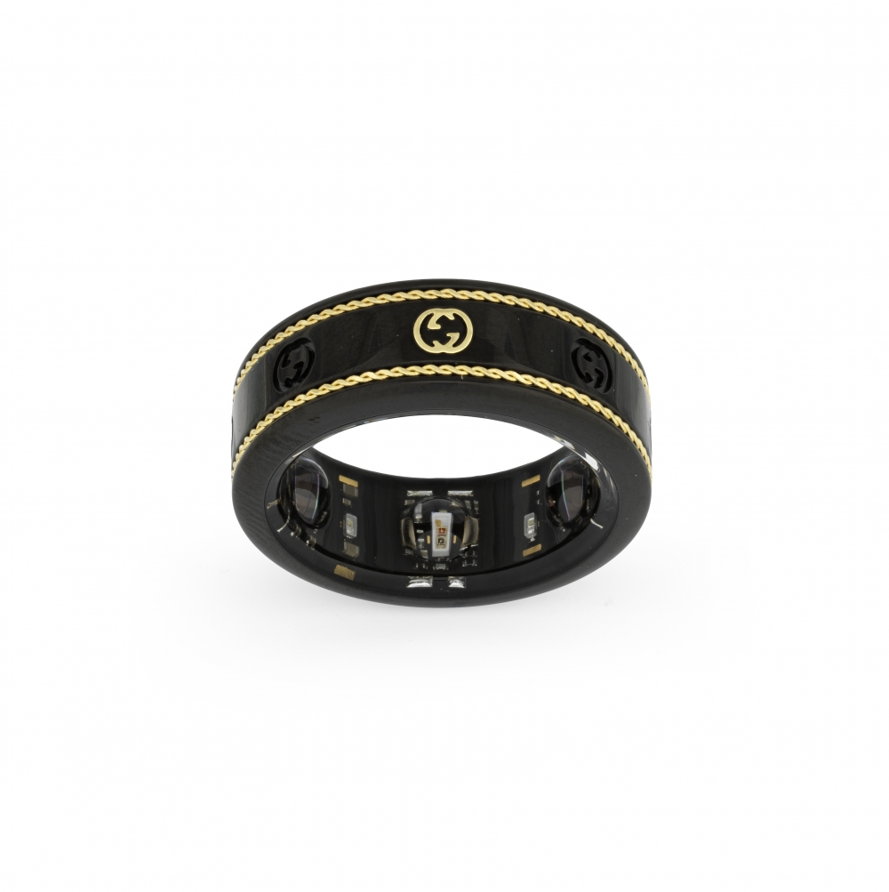 簡約設計的Gucci × Oura Ring智能戒指,選用了高級的材質。