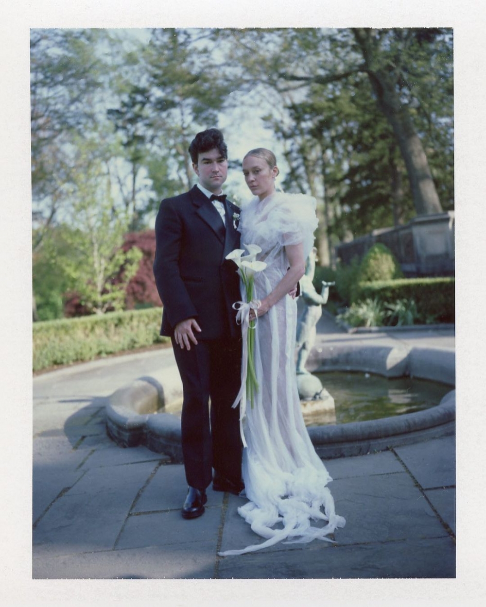 婚紗選自Glenn Martens為JeanPaul Gaultier 2022春夏設計的高訂系列。