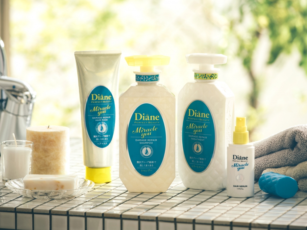 顧名思義,「Damage Repair」就是為染漂後嚴重受損髮質而設,其一回修復開叉的能力,不少女生試過都讚好!
