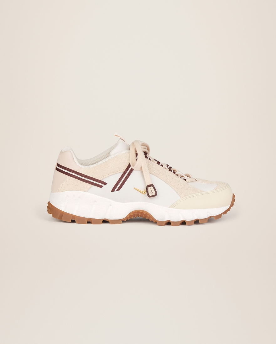 Humara NIKE+JACQUEMUS-Beige