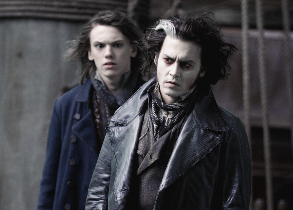 也曾與Johnny Depp合演《Sweeney Todd: The Demon Barber of Fleet Street》。