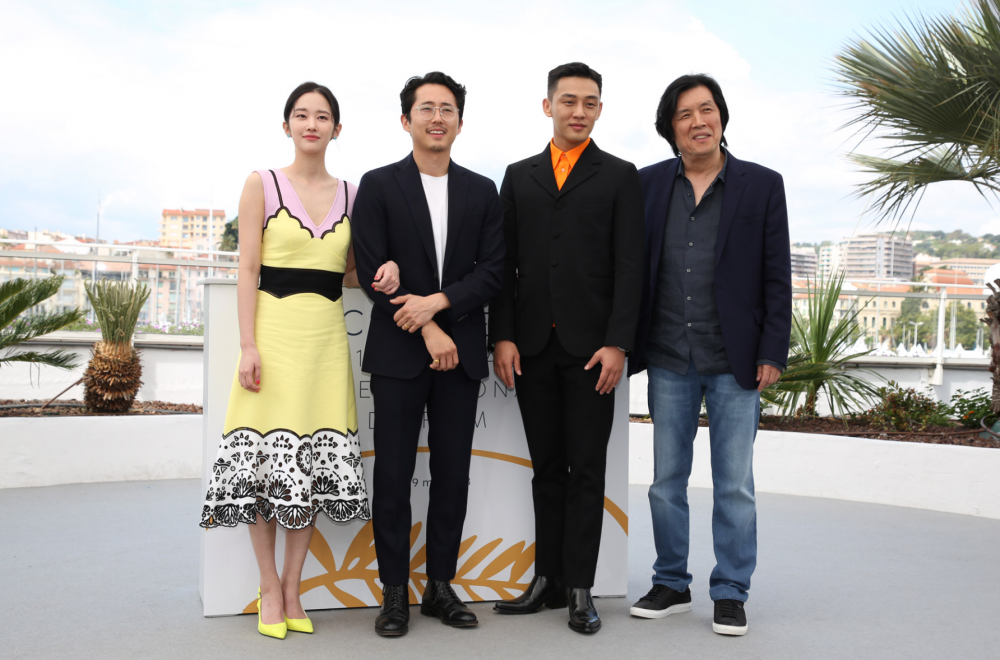當時她也遠赴法國出席影展活動。