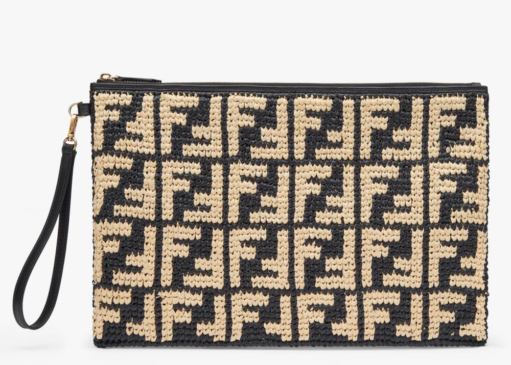 又或是能讓你聰明收納的Large Flat Pouch。