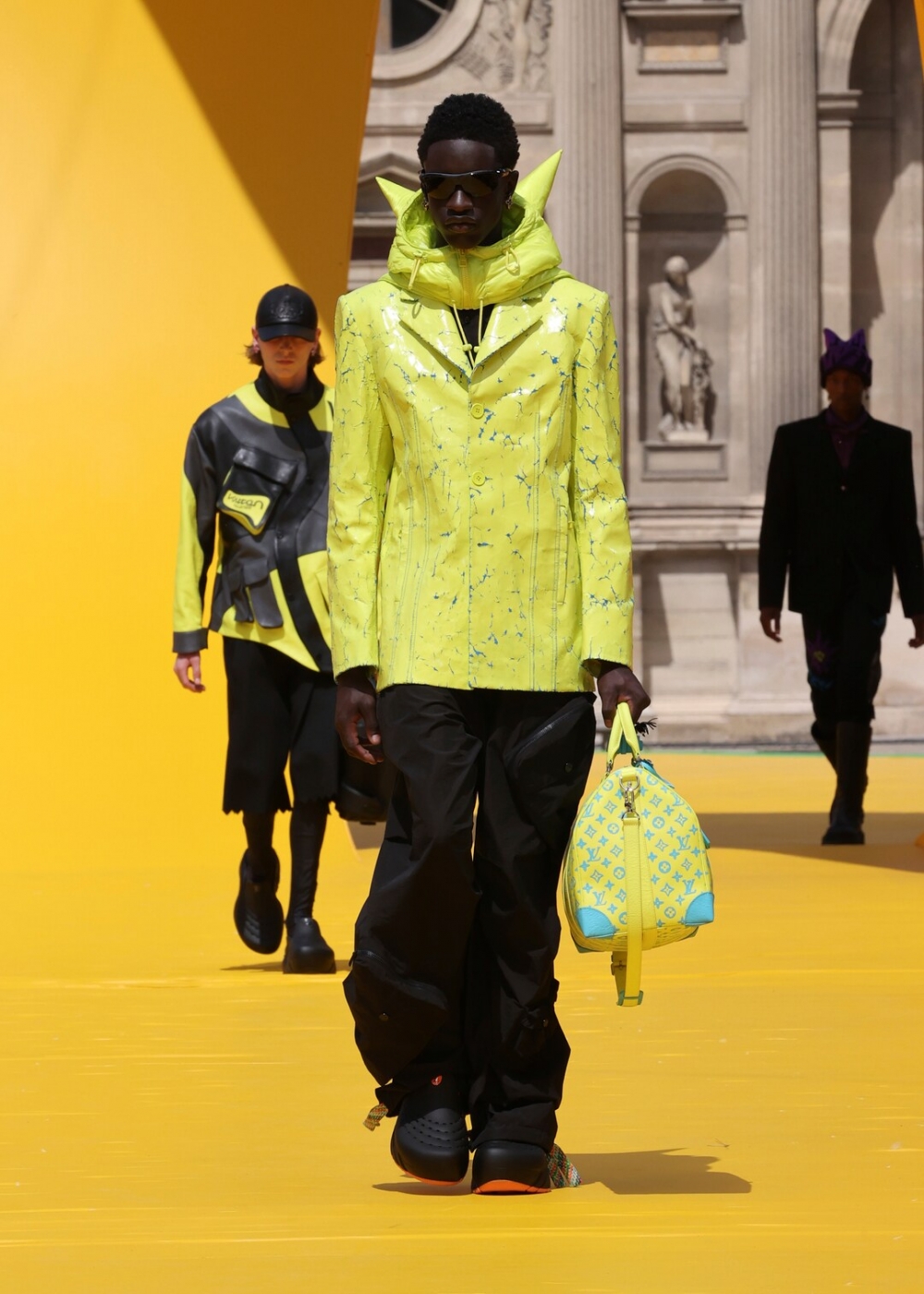 系列體現幼稚天真慢慢到成熟的精緻感。